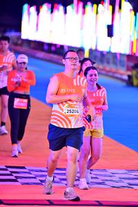 BIB: 29351, 211, 25204, 243
                            <button type="button" onclick="openModal(23109292)" class="btn btn-primary btn-sm float-right btn-popup" data-toggle="modal" data-target=".modal-high-quality">
                        <i class="fas fa-shopping-cart"></i> Add to Cart
                    </button>
                                            <button type="button" onclick="isThisMe(23109292, true)" class="btn btn-success btn-sm float-right btn-popup btn-isme hidden" data-toggle="tooltip" data-placement="bottom" title="นี่คือรูปของคุณใช่ไหม คลิกที่นี่เพื่อเอาเข้าอัลบั้ม">
                        <i class="fas fa-plus"></i> Add to album
                    </button>
                    <button type="button" onclick="isThisMe(23109292, false)" class="btn btn-warning btn-sm float-right btn-popup btn-isnotme hidden">
                        <i class="fas fa-ban"></i> Remove from album
                    </button>